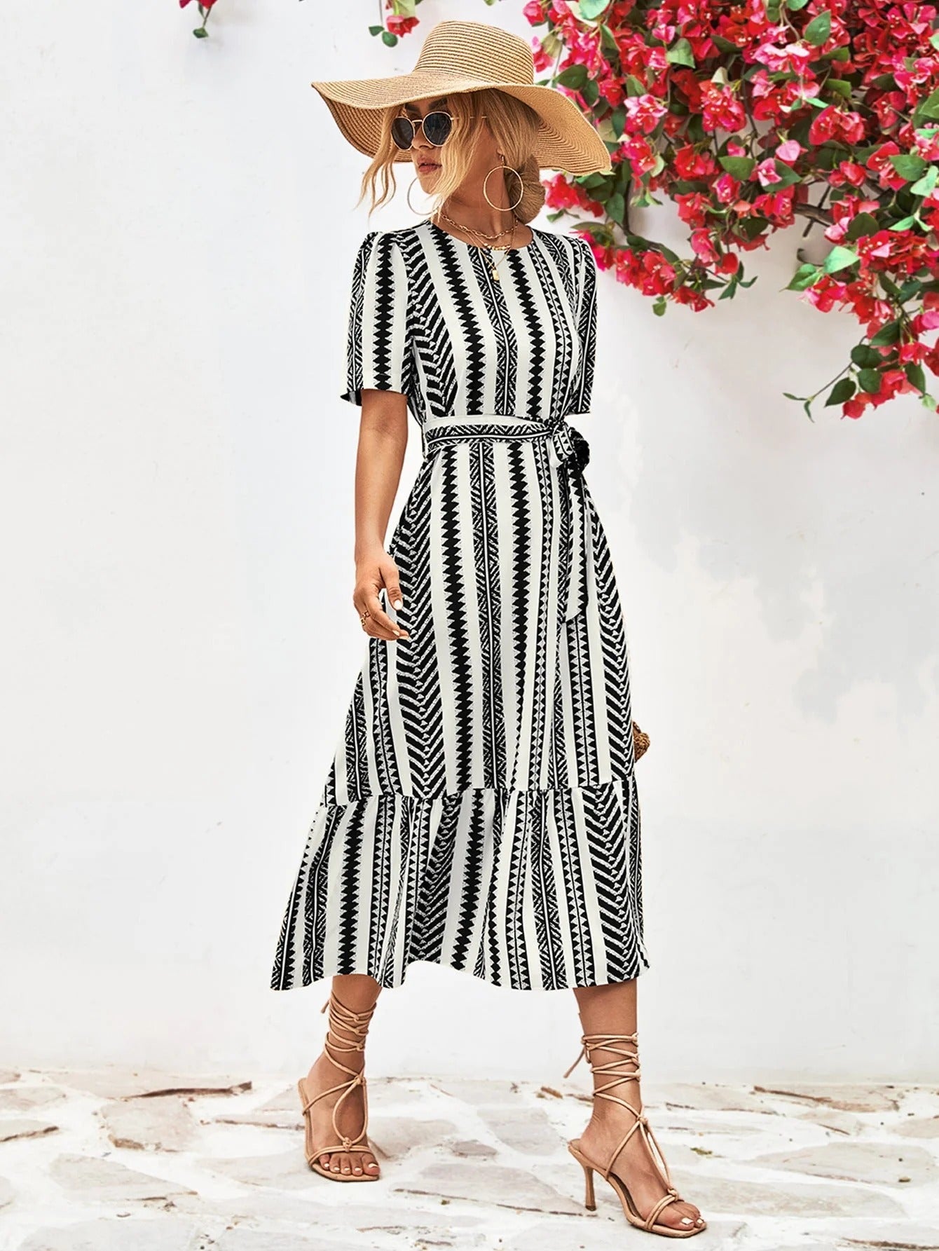 Moderns Gstreiftes Kurzarm-Midi-Kleid Mit Gurt Für Damen | Ideal für Frühling/Sommer